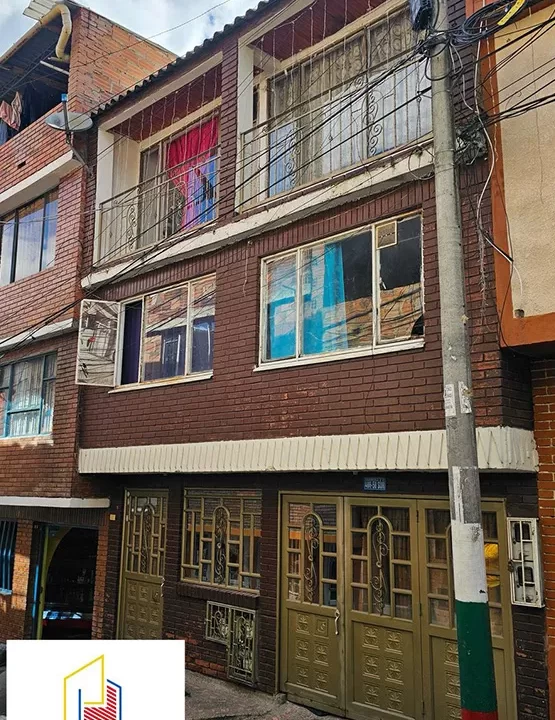 Casa Diana Turbay 26